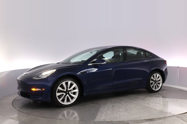 2018 Tesla Model 3 — photo 14 of 24