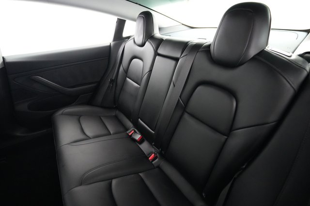 2019 Tesla Model 3 — photo 19 of 26