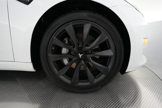 2019 Tesla Model 3 — photo 16 of 26