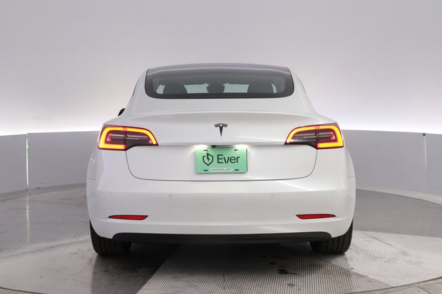 2019 Tesla Model 3 — photo 12 of 26