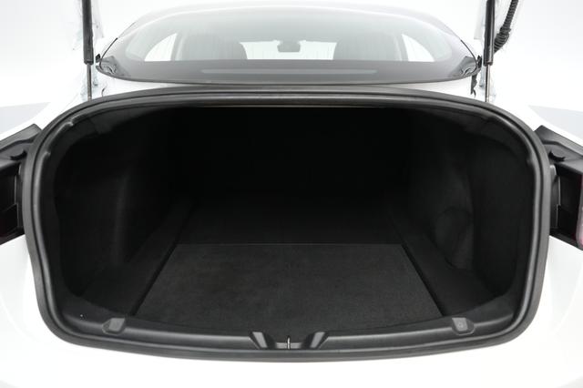 2019 Tesla Model 3 — photo 6 of 26