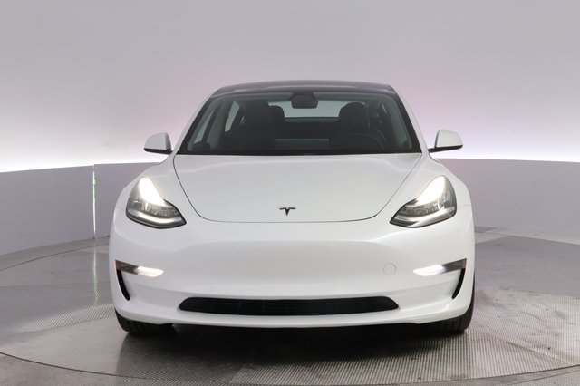 2019 Tesla Model 3 — photo 9 of 26