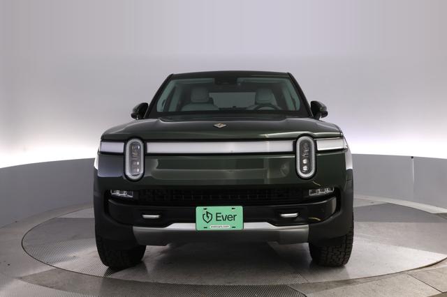2022 Rivian R1T — photo 9 of 28