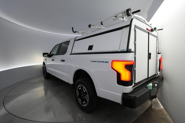 2024 Ford F-150 Lightning — photo 2 of 21