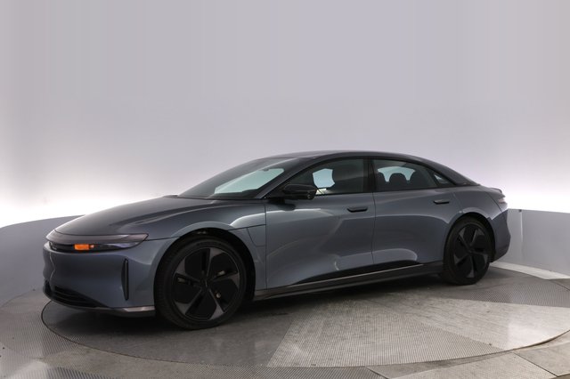 2024 Lucid Air — photo 14 of 24