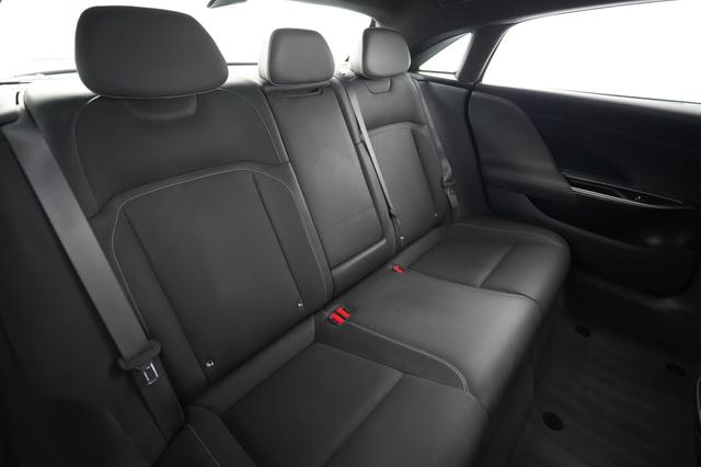 2024 Lucid Air — photo 4 of 24