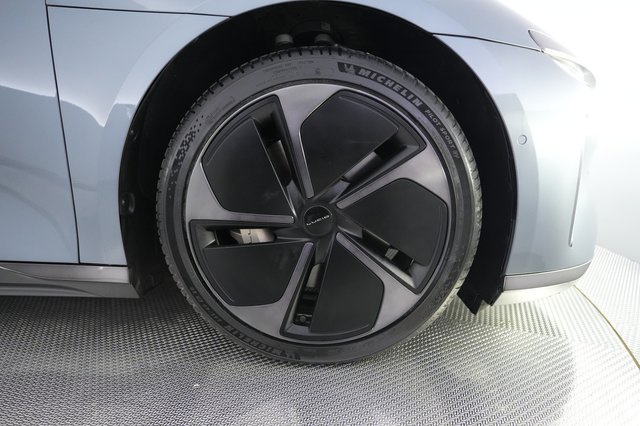 2024 Lucid Air — photo 16 of 24
