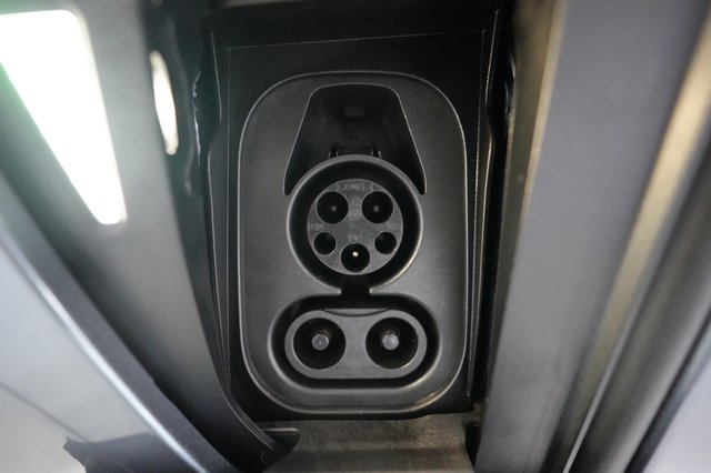 2024 Lucid Air — photo 8 of 24