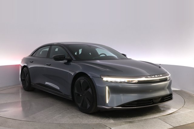 2024 Lucid Air — photo 10 of 24