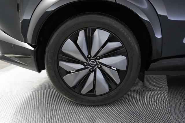 2024 Nissan Ariya — photo 17 of 25