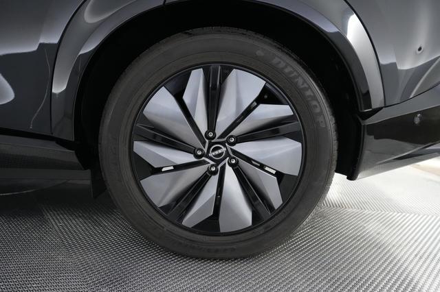 2024 Nissan Ariya — photo 7 of 25