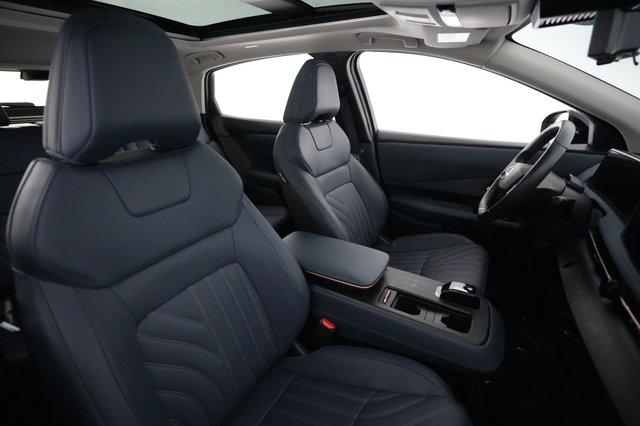 2024 Nissan Ariya — photo 18 of 25
