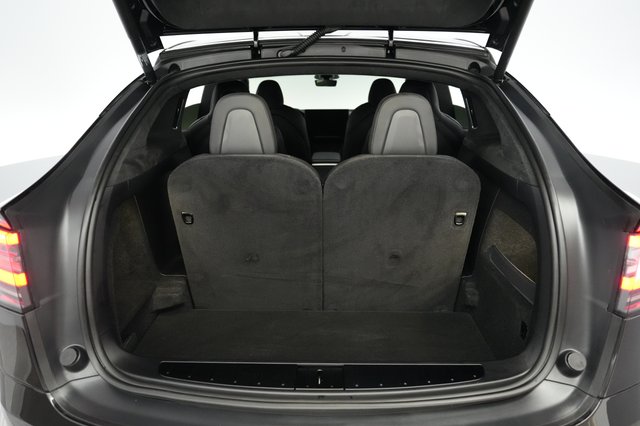 2024 Tesla Model X — photo 6 of 28