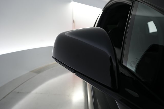 2024 Tesla Model X — photo 27 of 28