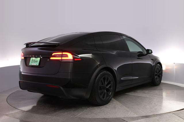2024 Tesla Model X — photo 2 of 28