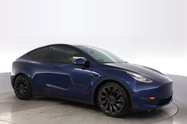 2021 Tesla Model Y — photo 11 of 24