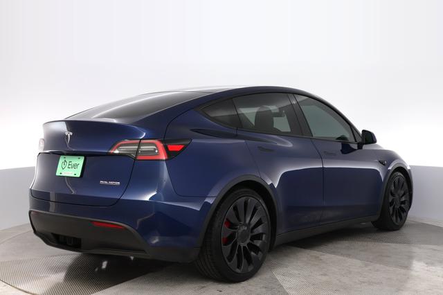 2021 Tesla Model Y — photo 2 of 24