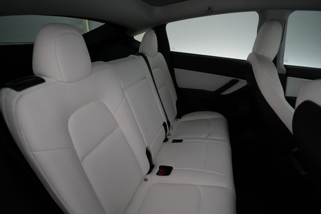 2021 Tesla Model Y — photo 4 of 24