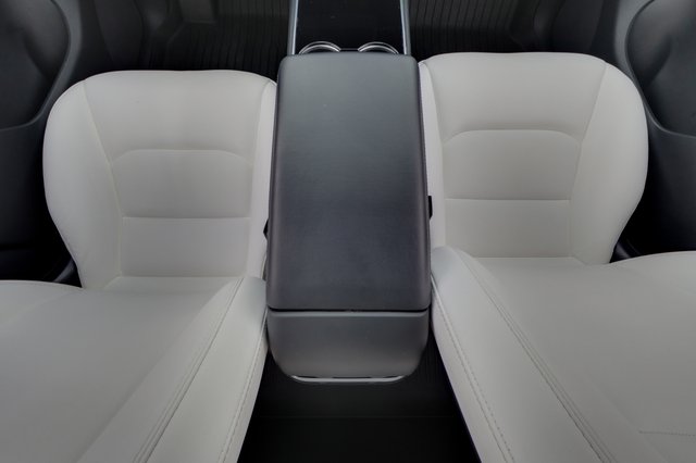 2021 Tesla Model Y — photo 22 of 24
