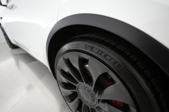 2022 Tesla Model Y — photo 25 of 26