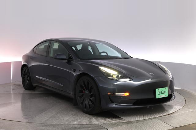 2023 Tesla Model 3 — photo 10 of 26