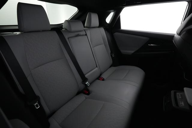 2026 Subaru Solterra — photo 4 of 23