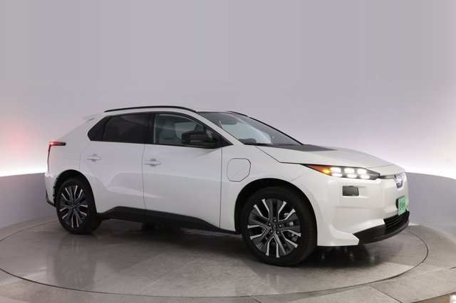 2026 Subaru Solterra — photo 11 of 23