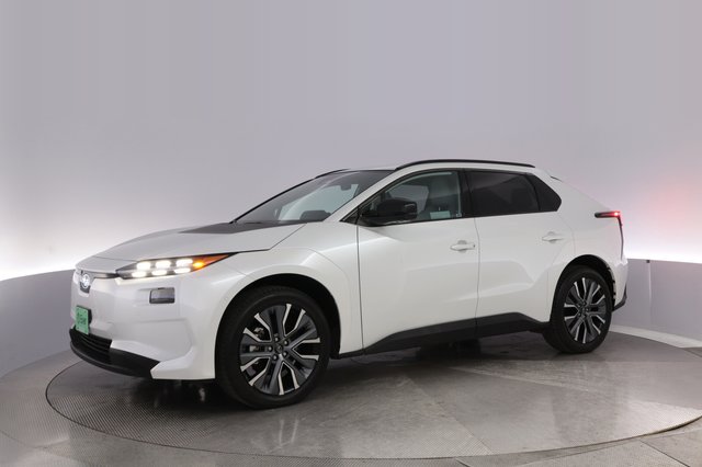 2026 Subaru Solterra — photo 14 of 23
