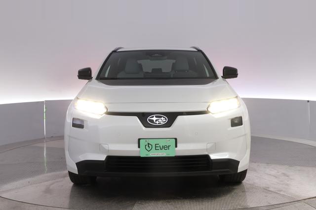 2026 Subaru Solterra — photo 9 of 23