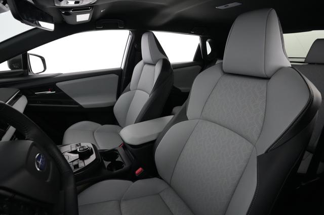 2026 Subaru Solterra — photo 3 of 23