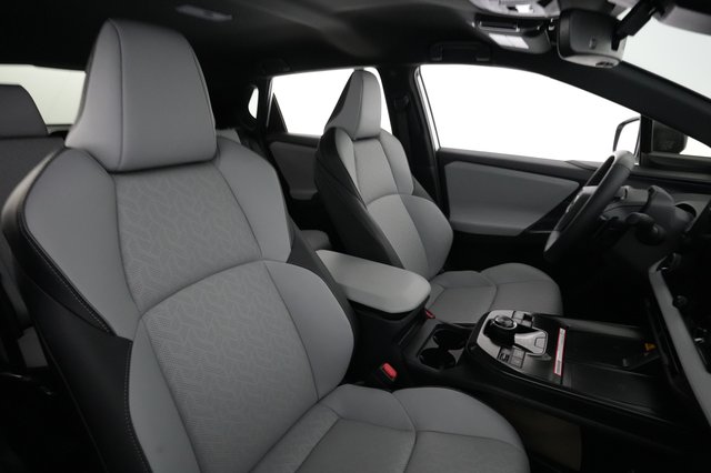 2026 Subaru Solterra — photo 18 of 23