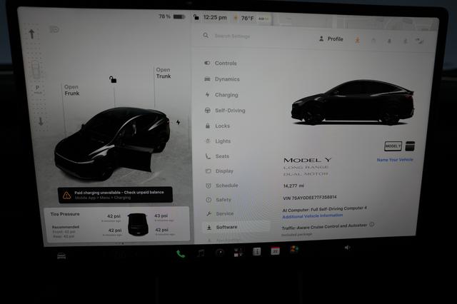 2026 Tesla Model Y — photo 5 of 24