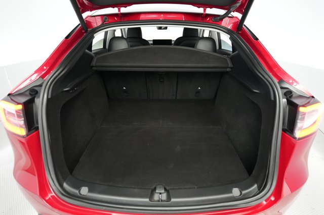 2023 Tesla Model Y — photo 6 of 25