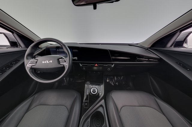 2023 Kia Niro EV — photo 21 of 24