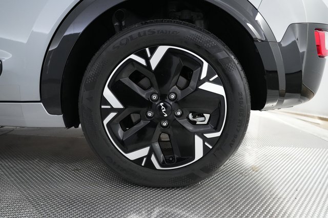 2023 Kia Niro EV — photo 7 of 24
