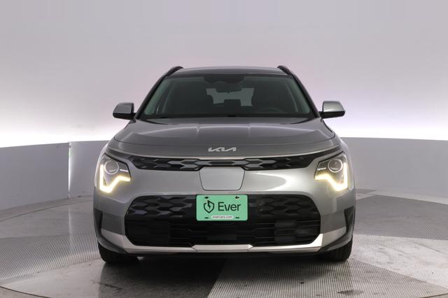 2023 Kia Niro EV — photo 9 of 24