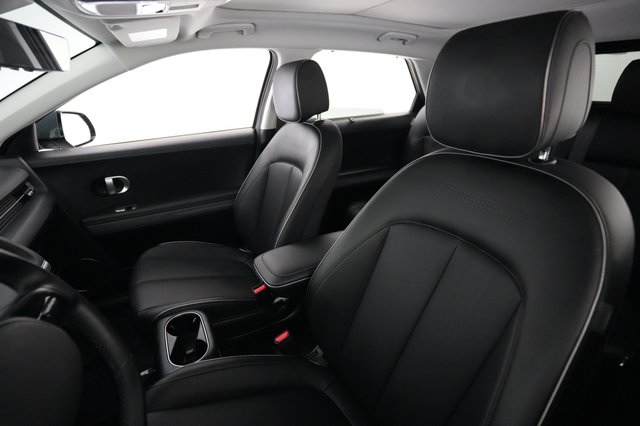 2024 Hyundai IONIQ 5 — photo 3 of 24