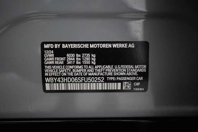 2025 BMW i4 — photo 23 of 23