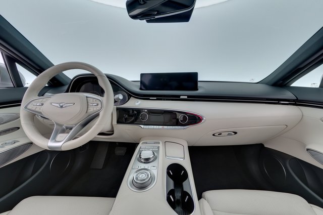 2023 Genesis Electrified GV70 — photo 21 of 24