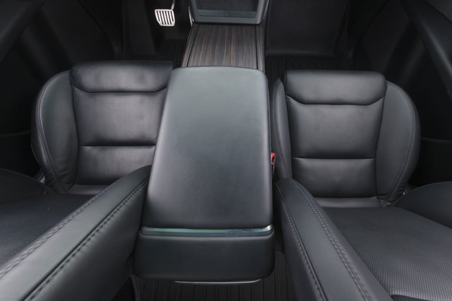 2023 Tesla Model X — photo 24 of 28