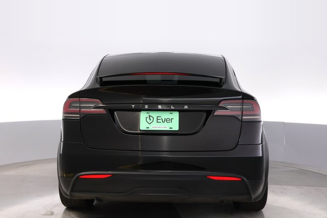 2023 Tesla Model X — photo 12 of 28