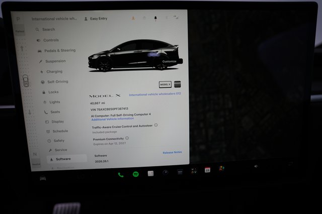 2023 Tesla Model X — photo 5 of 28