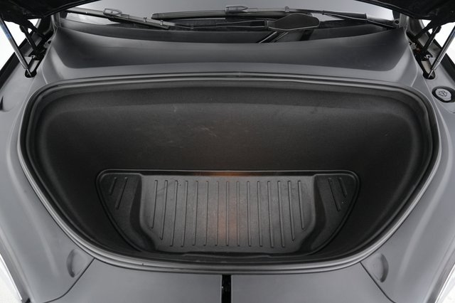 2023 Tesla Model X — photo 25 of 28