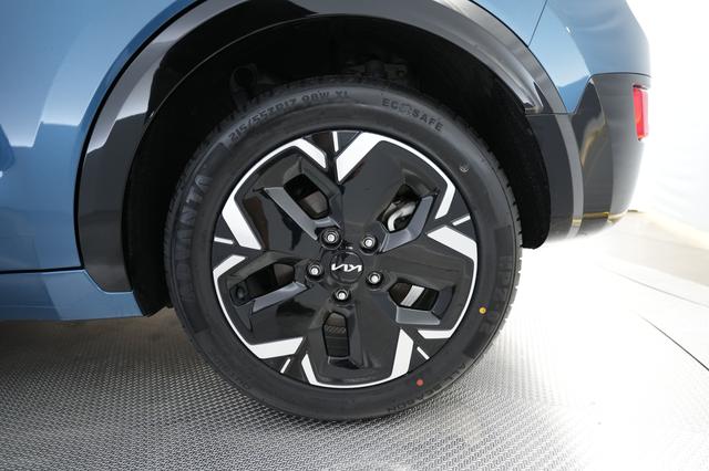 2024 Kia Niro EV — photo 7 of 24