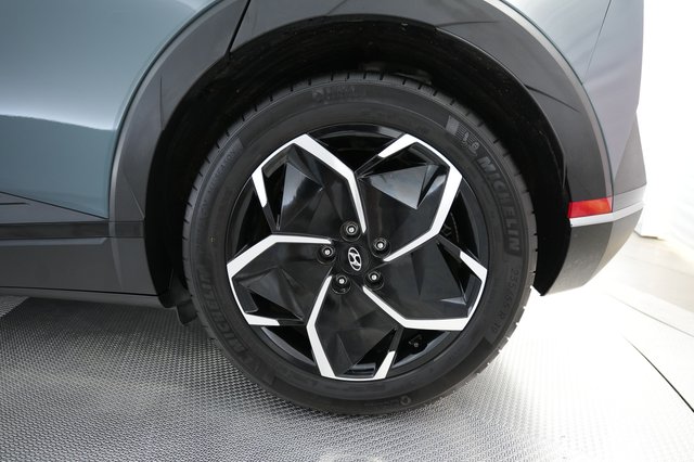 2024 Hyundai IONIQ 5 — photo 15 of 24
