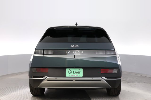 2024 Hyundai IONIQ 5 — photo 12 of 24