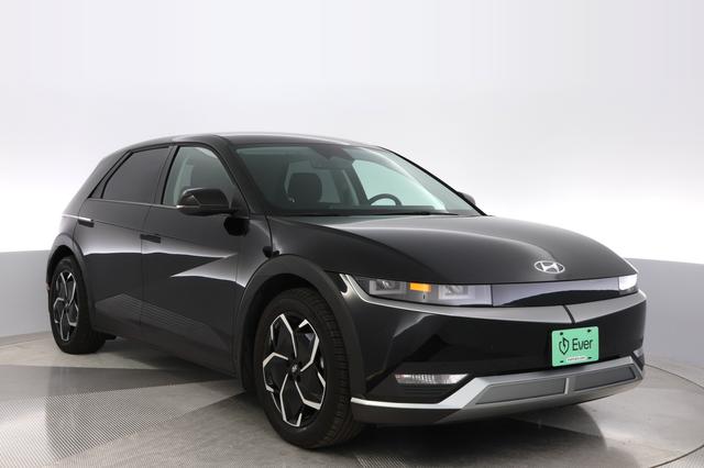 2024 Hyundai IONIQ 5 — photo 10 of 24