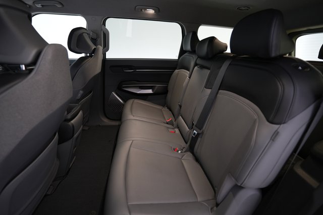 2024 Kia EV9 — photo 19 of 26