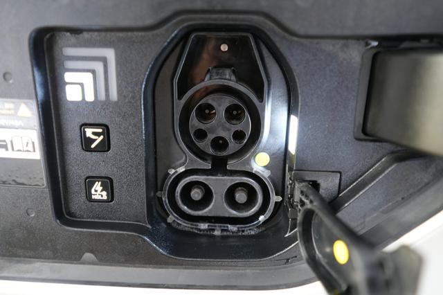 2024 Kia EV9 — photo 8 of 26