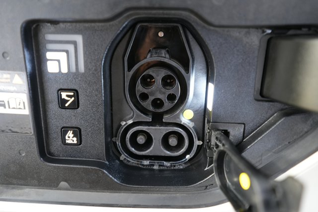 2024 Kia EV9 — photo 8 of 26